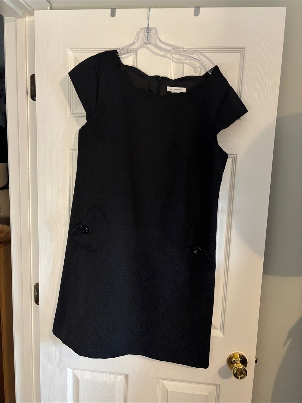 Liz Claiborne Black Cap-Sleeve Midi Shift Dress